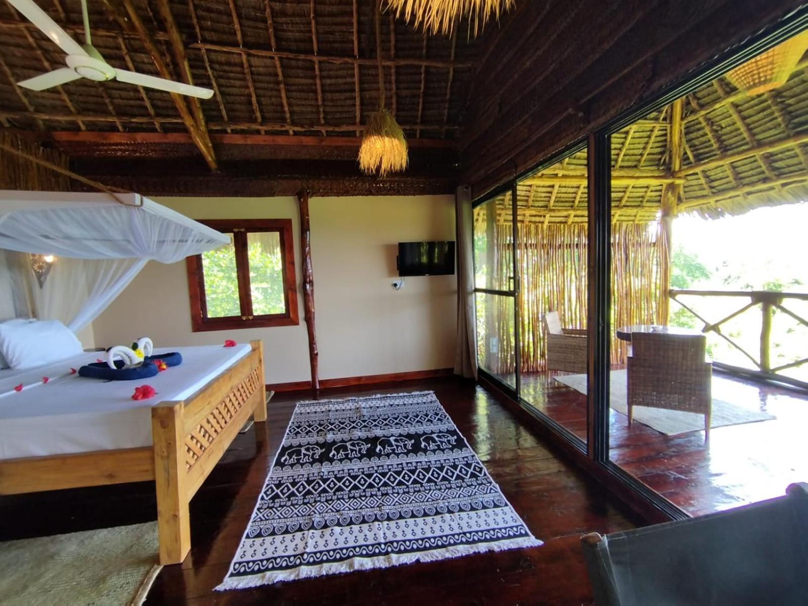 Monkey Mountain Lodge Mtende Екстериор снимка
