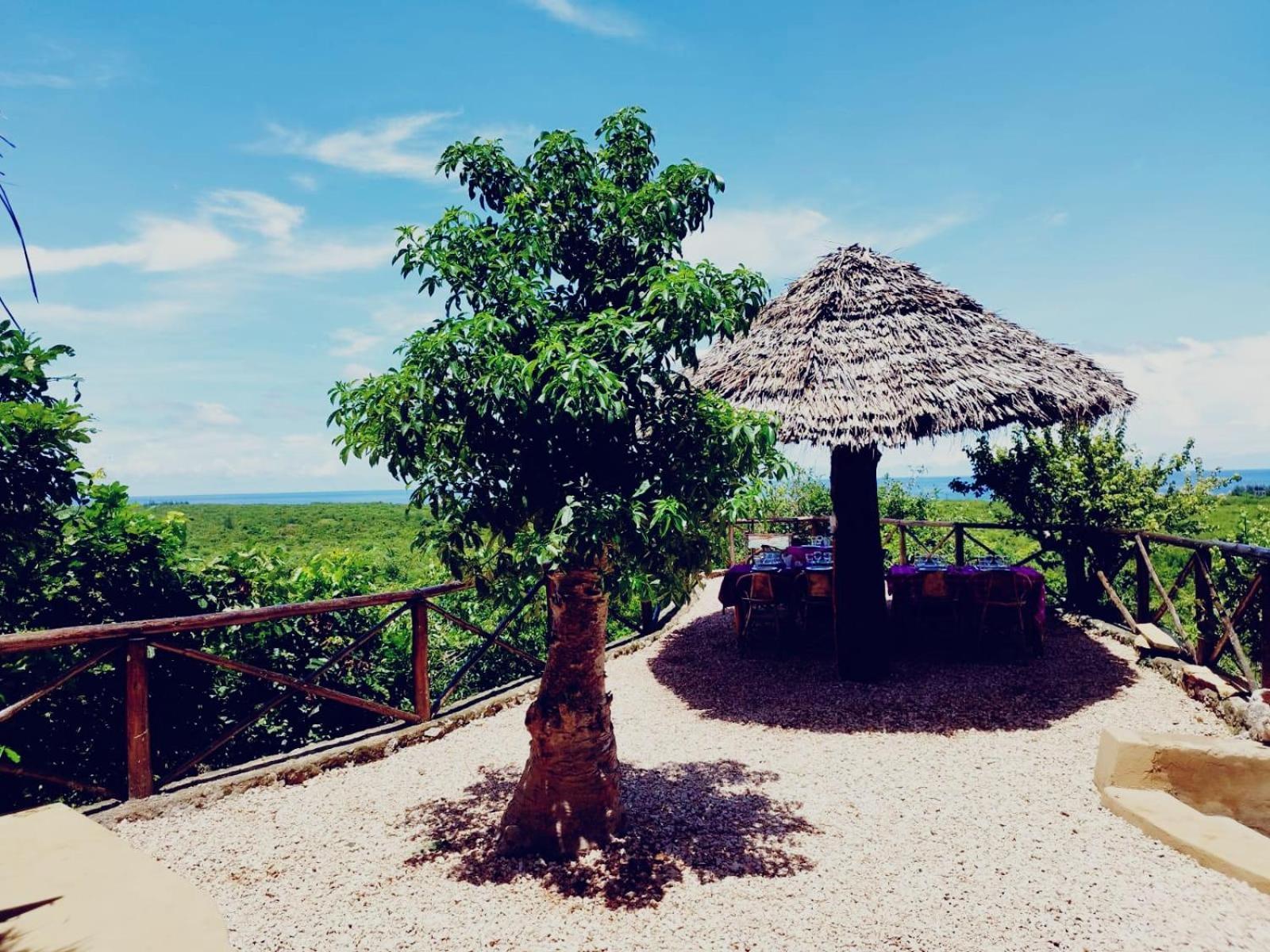 Monkey Mountain Lodge Mtende Екстериор снимка