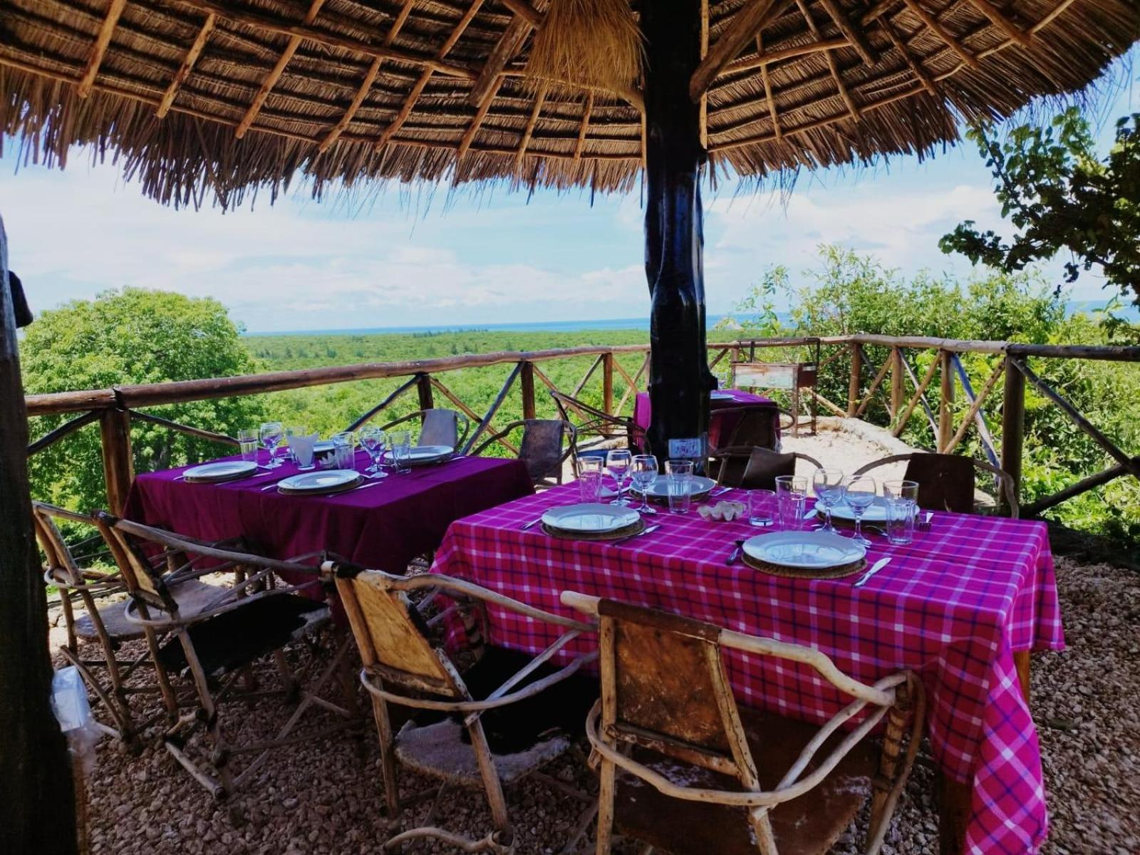 Monkey Mountain Lodge Mtende Екстериор снимка